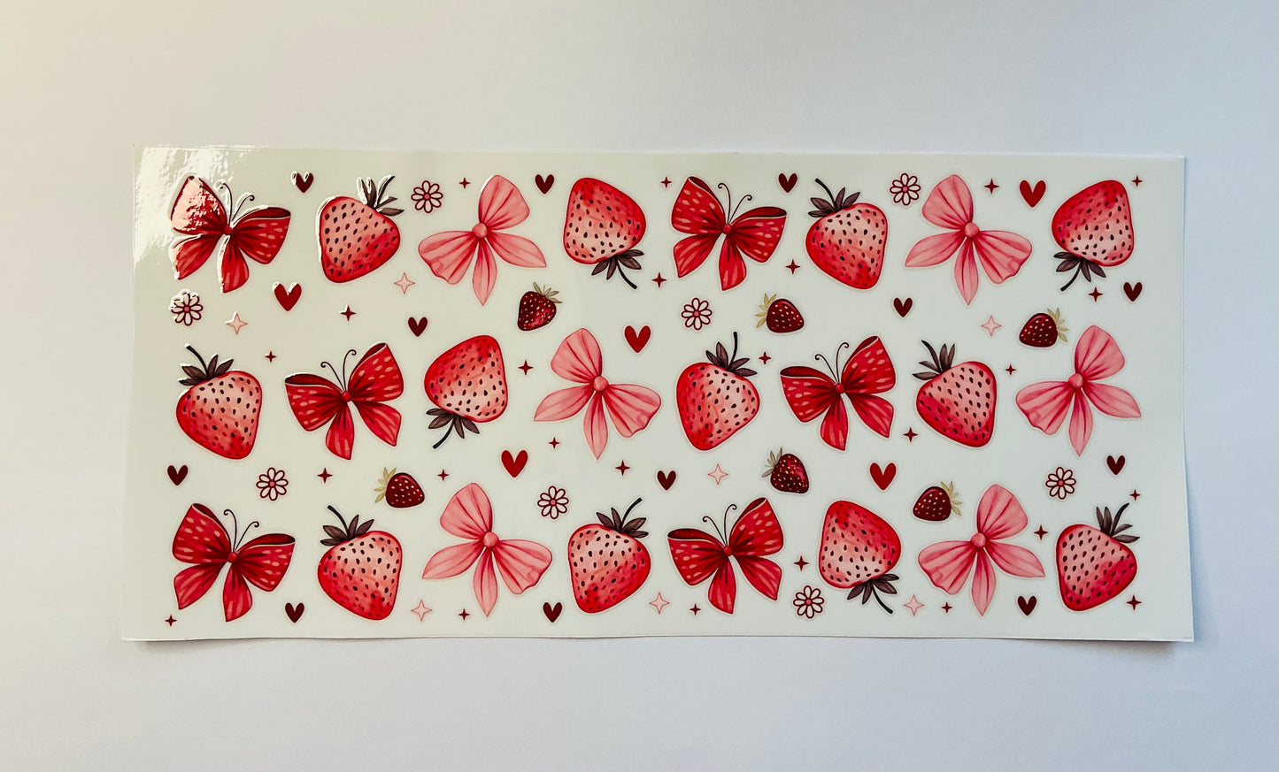 Glass Cup - Strawberry & Bows