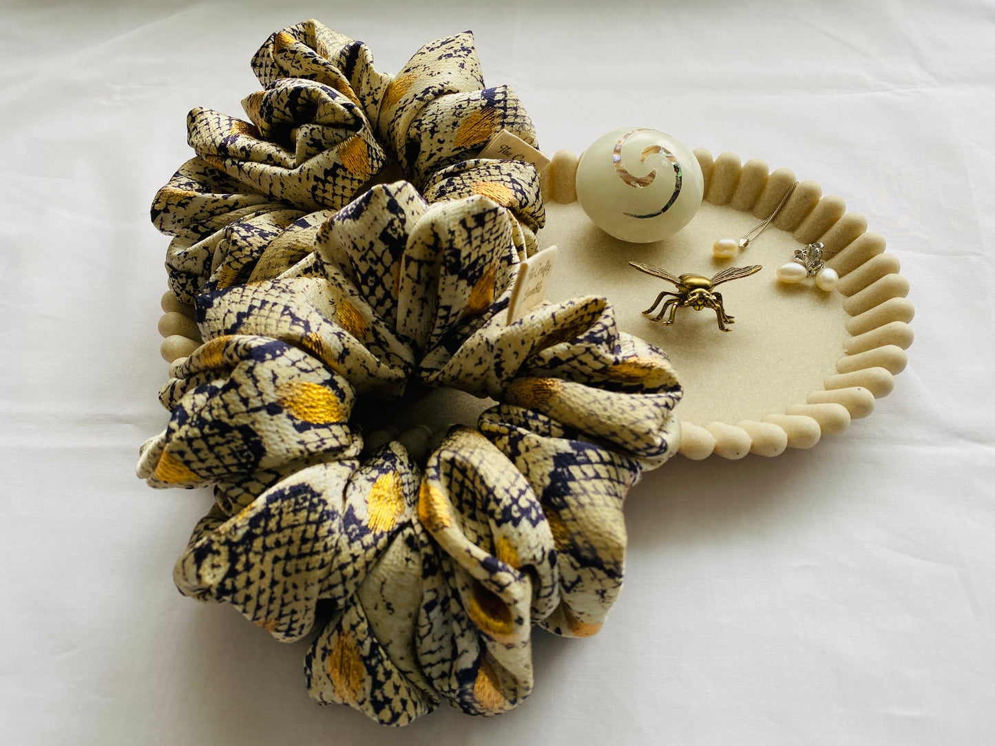 Satin Scrunchie - Leilani XL