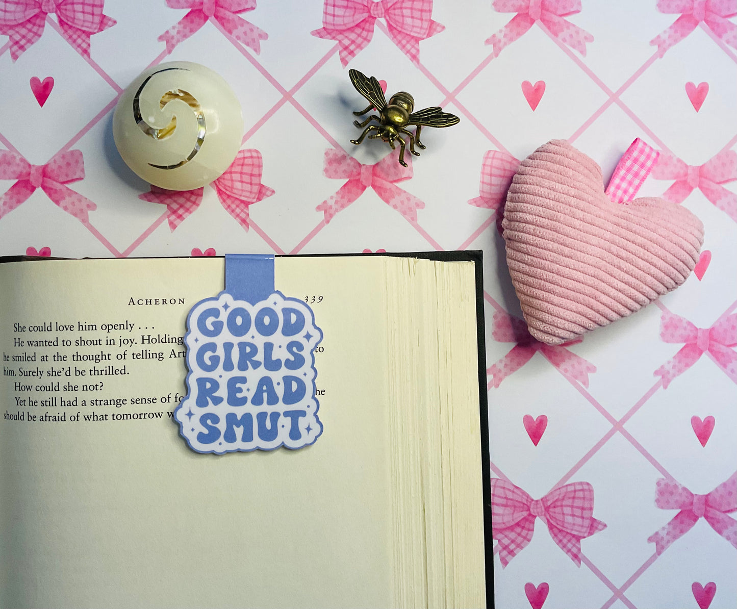 Magnetic Bookmark - Good girls read smut