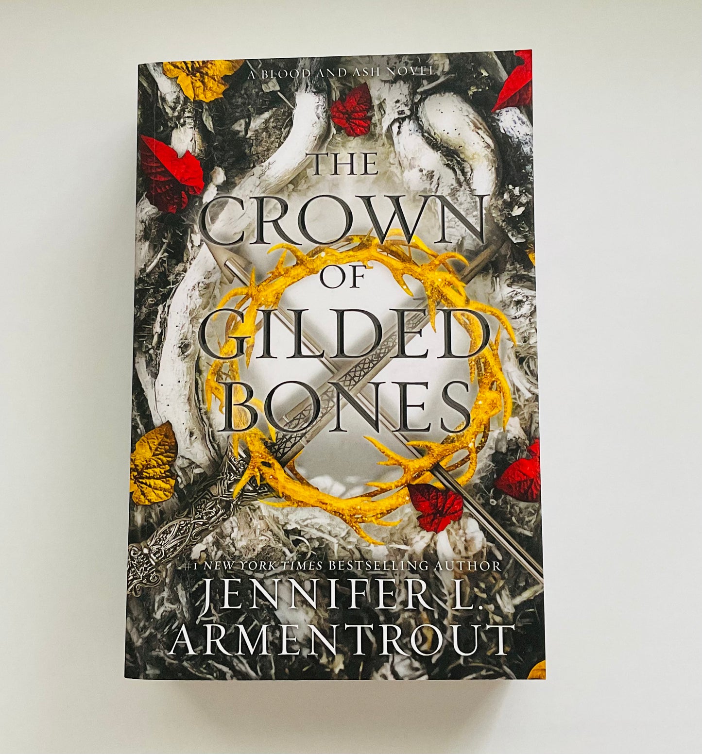 Book - The Crown of Gilded Bones (Bk 3, A Blood and Ash Novel)