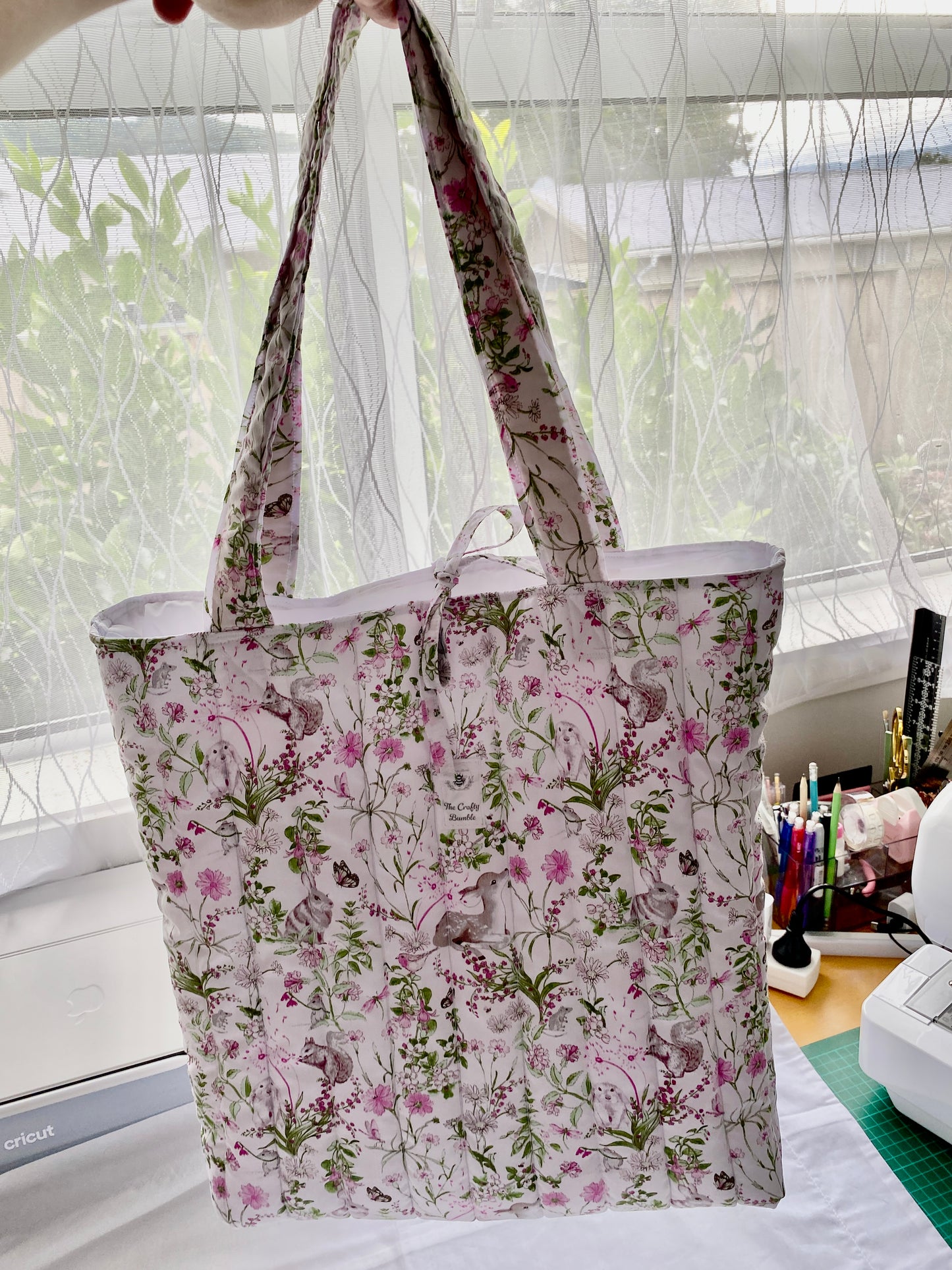 Quilted Tote Bag - Country Garden
