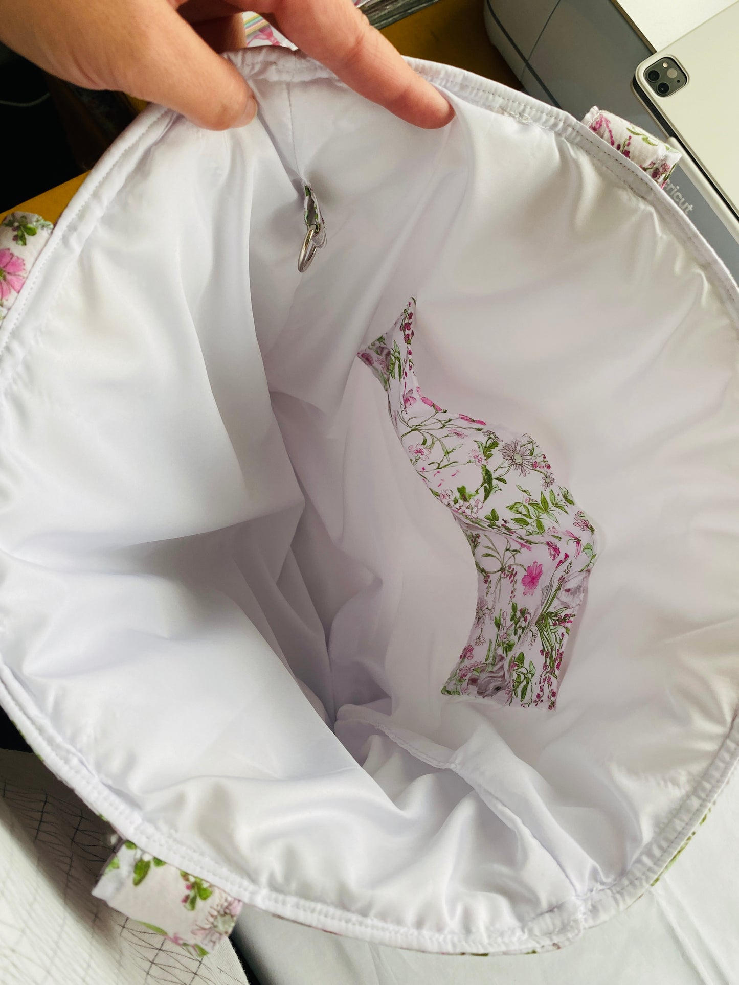 Quilted Tote Bag - Country Garden